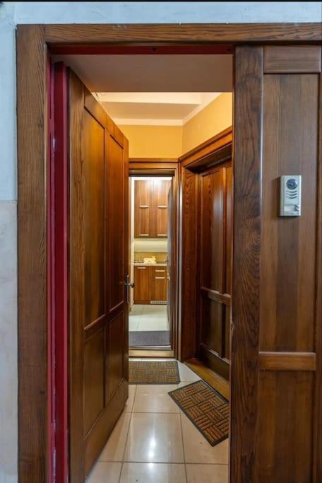 Luxury Design Flat In The Center Budapest